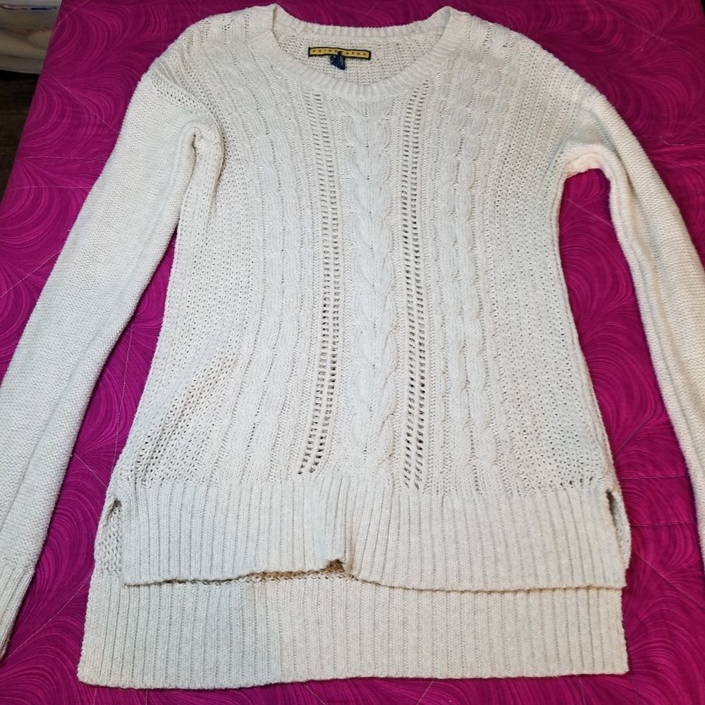 Prince & Fox sweater size small
